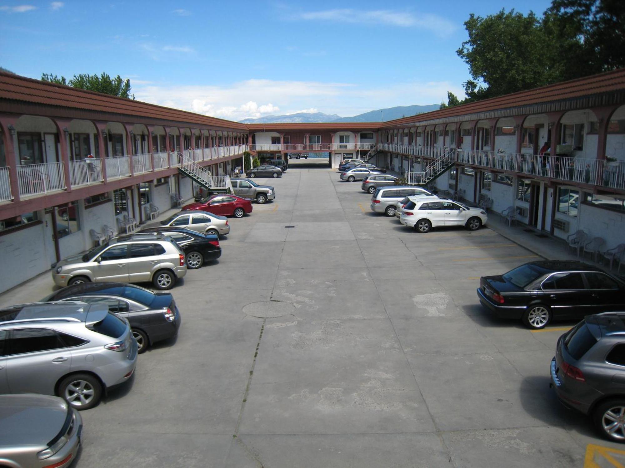 Spanish 3* Penticton