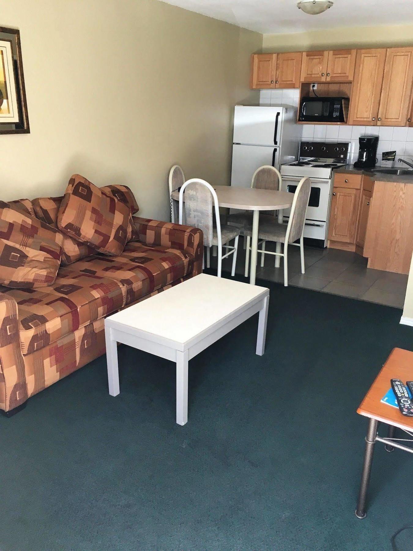 Spanish Resort Penticton